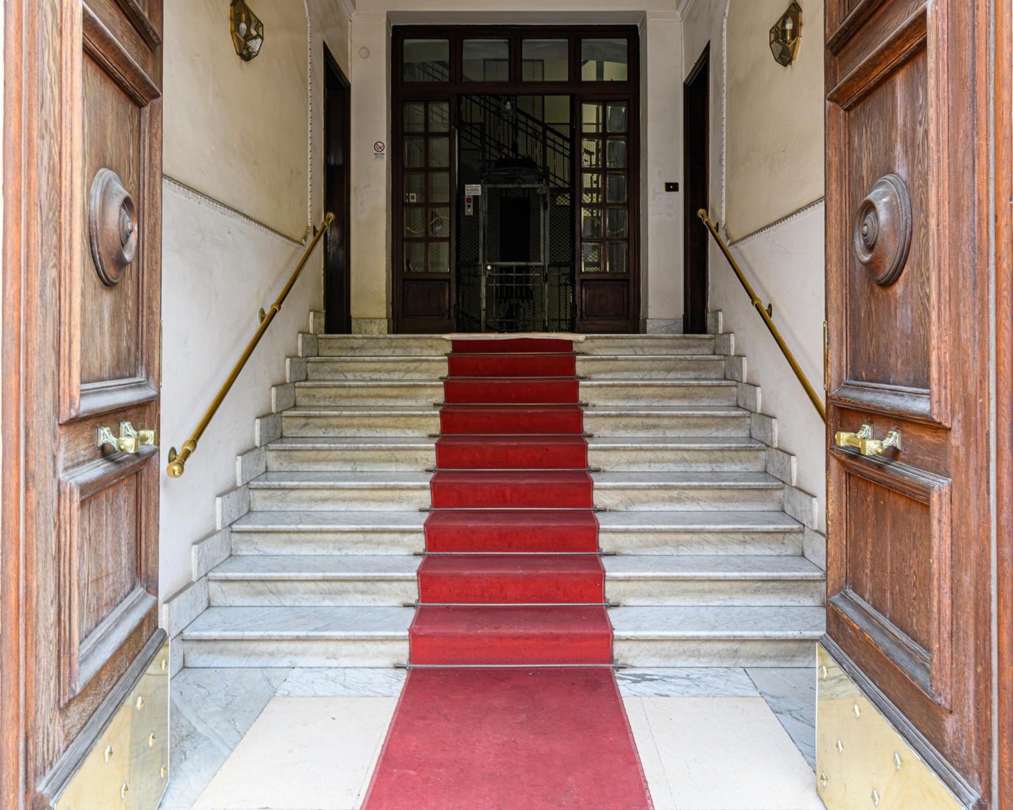 Rainbow Vatican Home Рим Екстериор снимка
